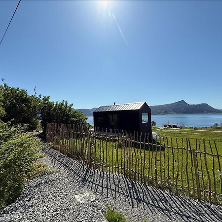 Kraen Gard Villa Larsnes Exterior photo